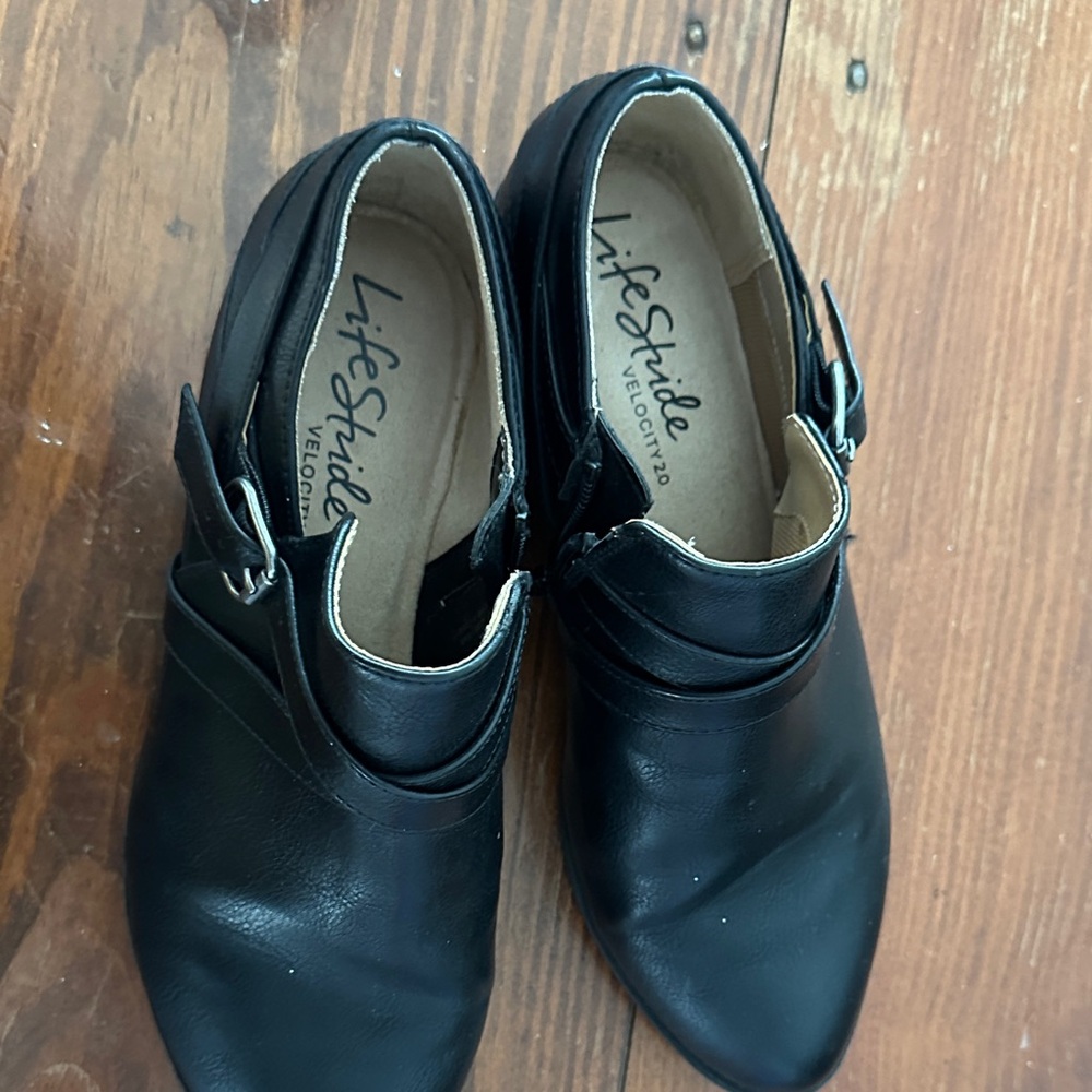 Life Stride Black Women's Shoes